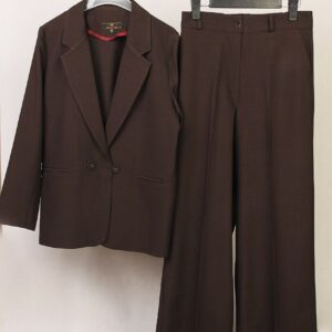 کت شلوار سارا